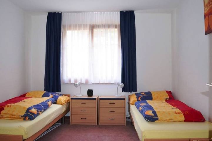 Ganze Wohnung, Tgèsa Garnetsch No. 1 Young, (Sedrun), 170.01 in Sedrun, Tujetsch