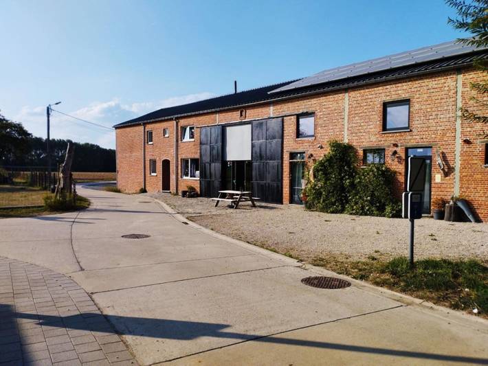 Maison de vacances pour 22 personnes, avec jacuzzi et sauna ainsi que balcon/terrasse et terrasse, animaux acceptés à Heers