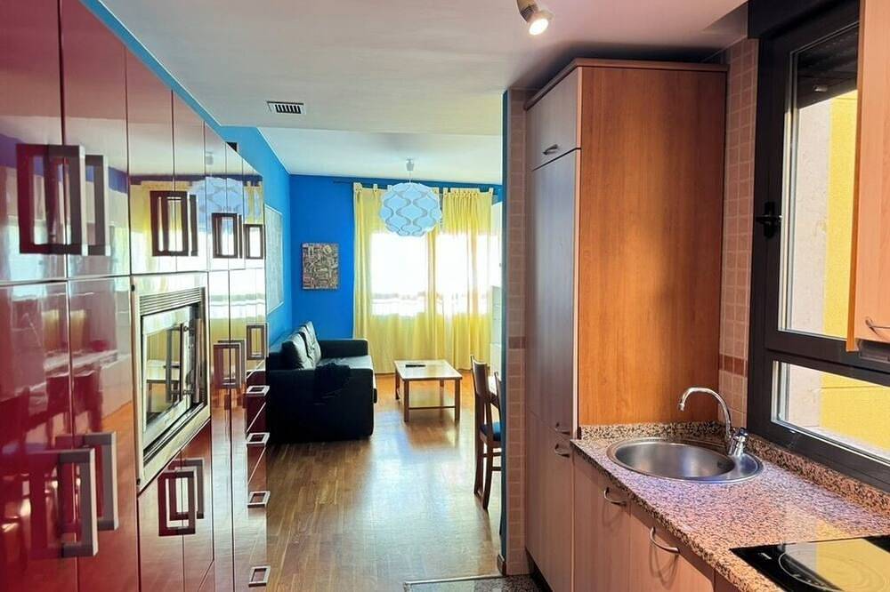 Entire apartment, Zentrum Cathedral. Next to Plaza del Pilar. Ideal for couples. in Saragossa, Saragossa Province