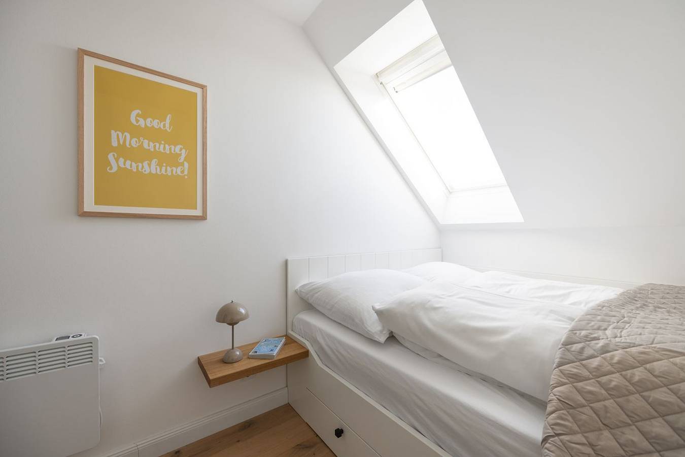 Ganze Wohnung, Hochwertige modern-skandinavische Ferienwohnung mit Balkon in Hörnum, Sylt