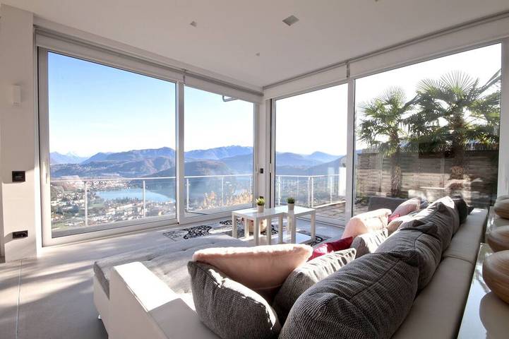 Ferienwohnung für 4 Personen, mit Balkon in Luganer See (Lombardei)
