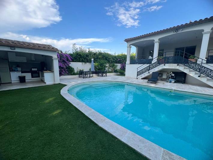 Gîte pour 6 personnes, avec jardin et piscine à Caveirac - 2