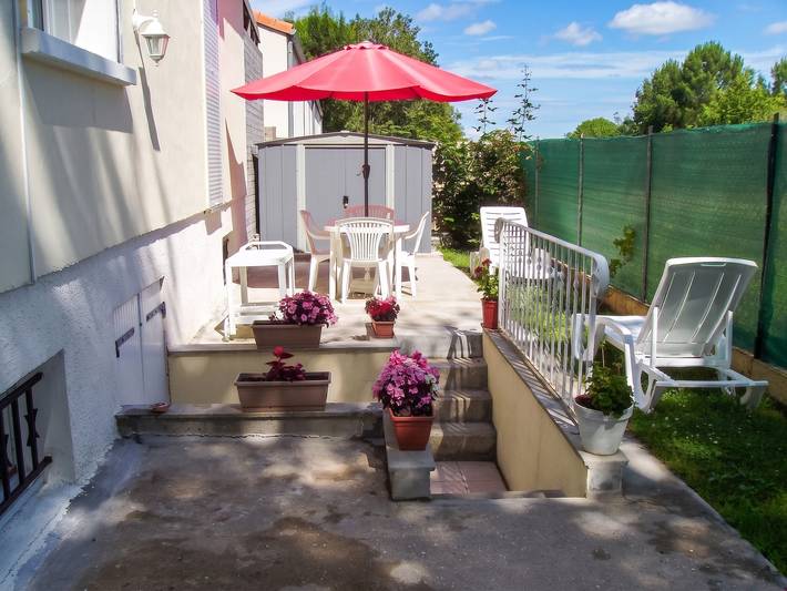 Gîte pour 5 personnes, avec Terrasse à Breuillet