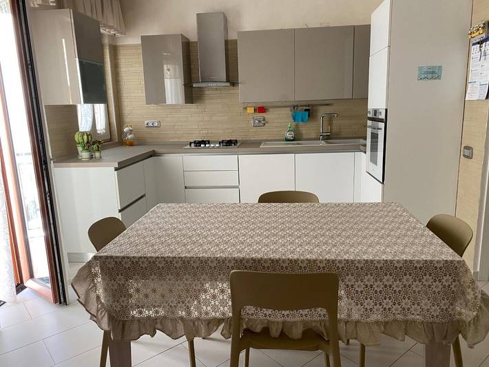 Appartement entier, Appartement « Casa Vacanze D&D » avec balcon, Wi-Fi et climatisation in Mattinata, Gargano