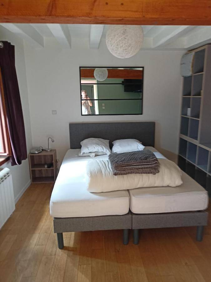 Chambre d’hôte pour 3 personnes, avec jardin et terrasse à Thorigné-sur-Dué