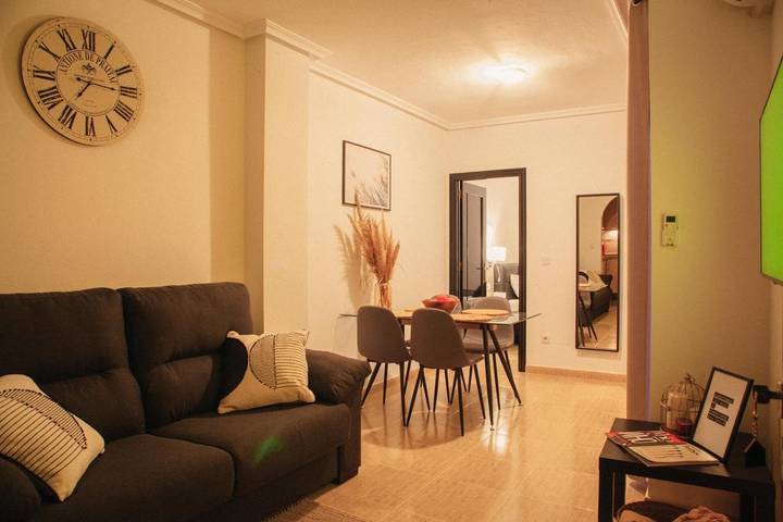 Apartahotel para 2 personas, con Terraza en Torrevieja