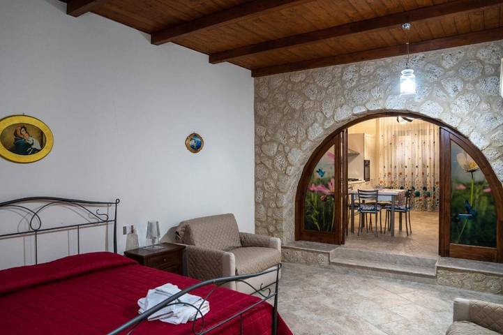 Chambre d’hôte pour 2 personnes, avec balcon et vue à Gela - 2