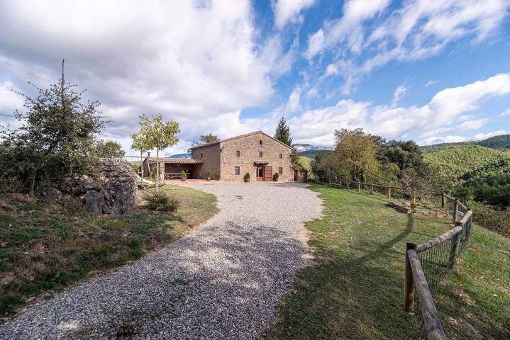 Chalet para 12 personas, con jardín y terraza en Solsonés - 2