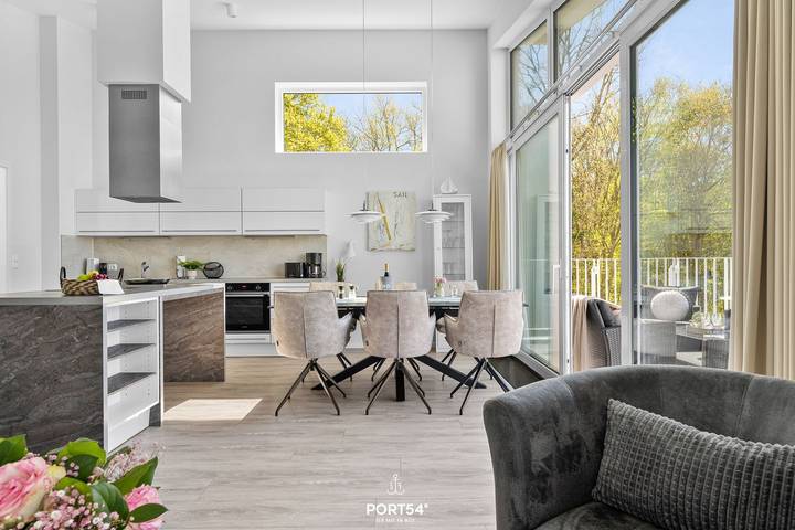 Ferienwohnung für 8 Personen, mit Whirlpool und Balkon sowie Sauna