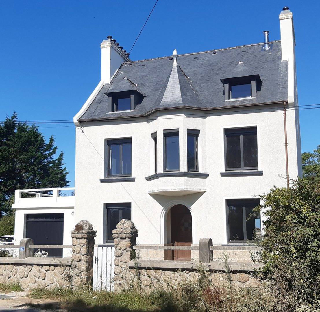 Maison vue mer pour 12 personnes in Guissény, Région de Brest