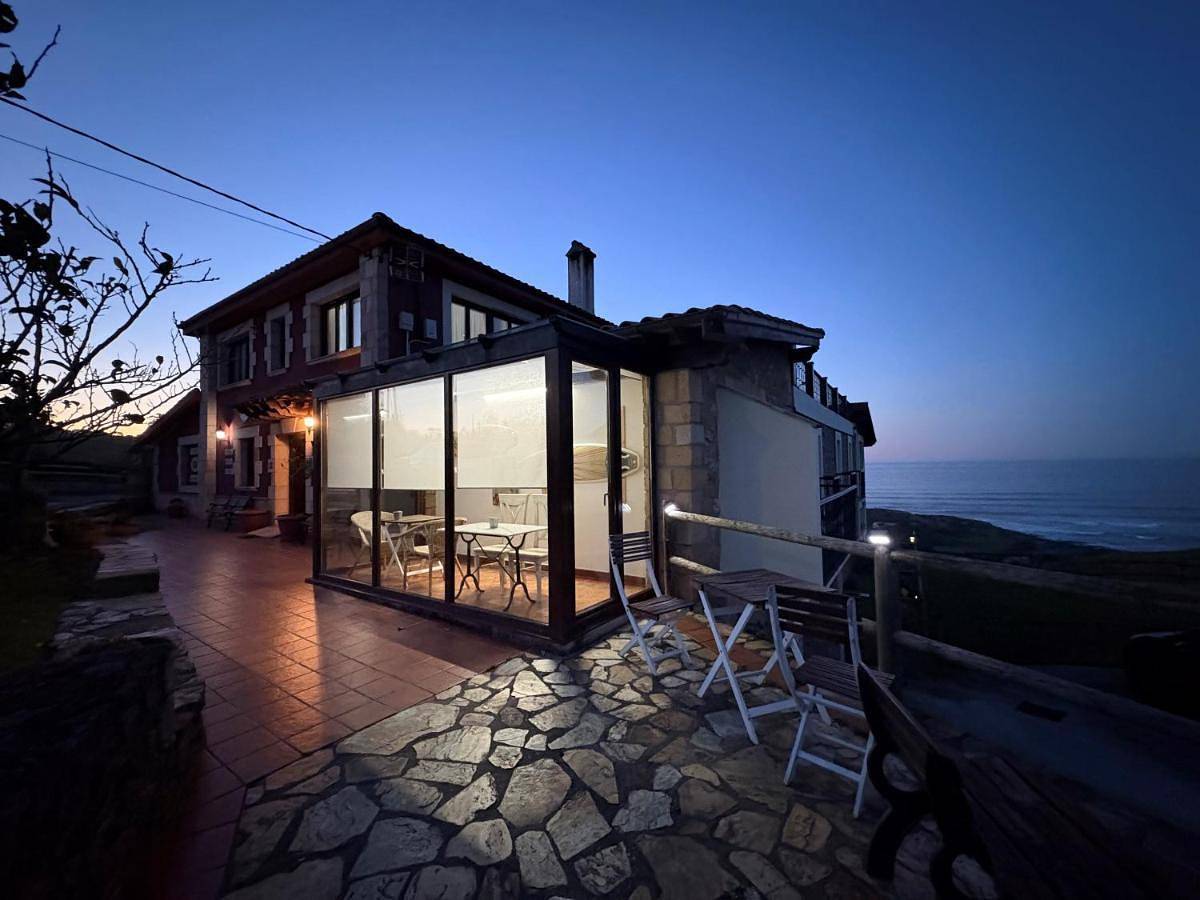 Posada Punta Liñera in Cala de Liñera (San Vicente de la Barquera), San Vicente de la Barquera