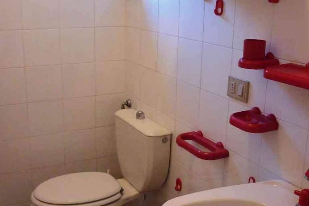 Ganze Wohnung, Ferienwohnung mit Balkon und Meerblick in Palmadula, Sassari