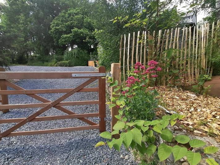Location de vacances pour 6 personnes, avec jardin et jacuzzi, adapté aux familles à Léglise - 4