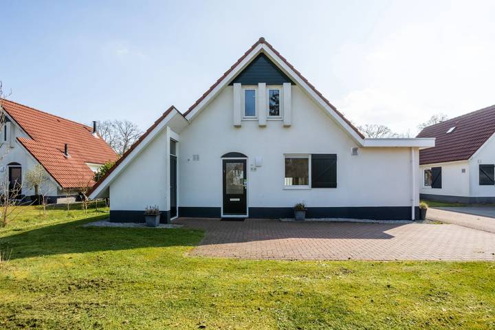 Vakantiehuis voor 6 personen, met Balkon/Terras en Terras in Enter