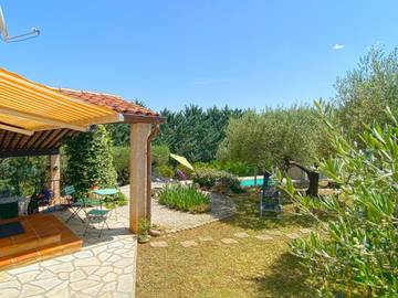 Gîte pour 4 personnes, avec jardin à Cotignac