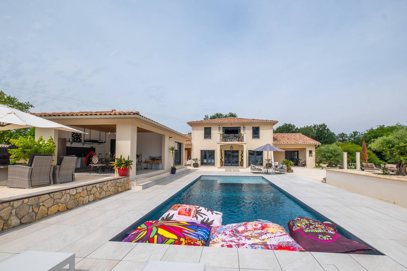 Maison de vacances 'Villa Gurson' avec piscine privée, terrasse privée et jardin privé in Carsac-de-Gurson, Périgord Pourpre
