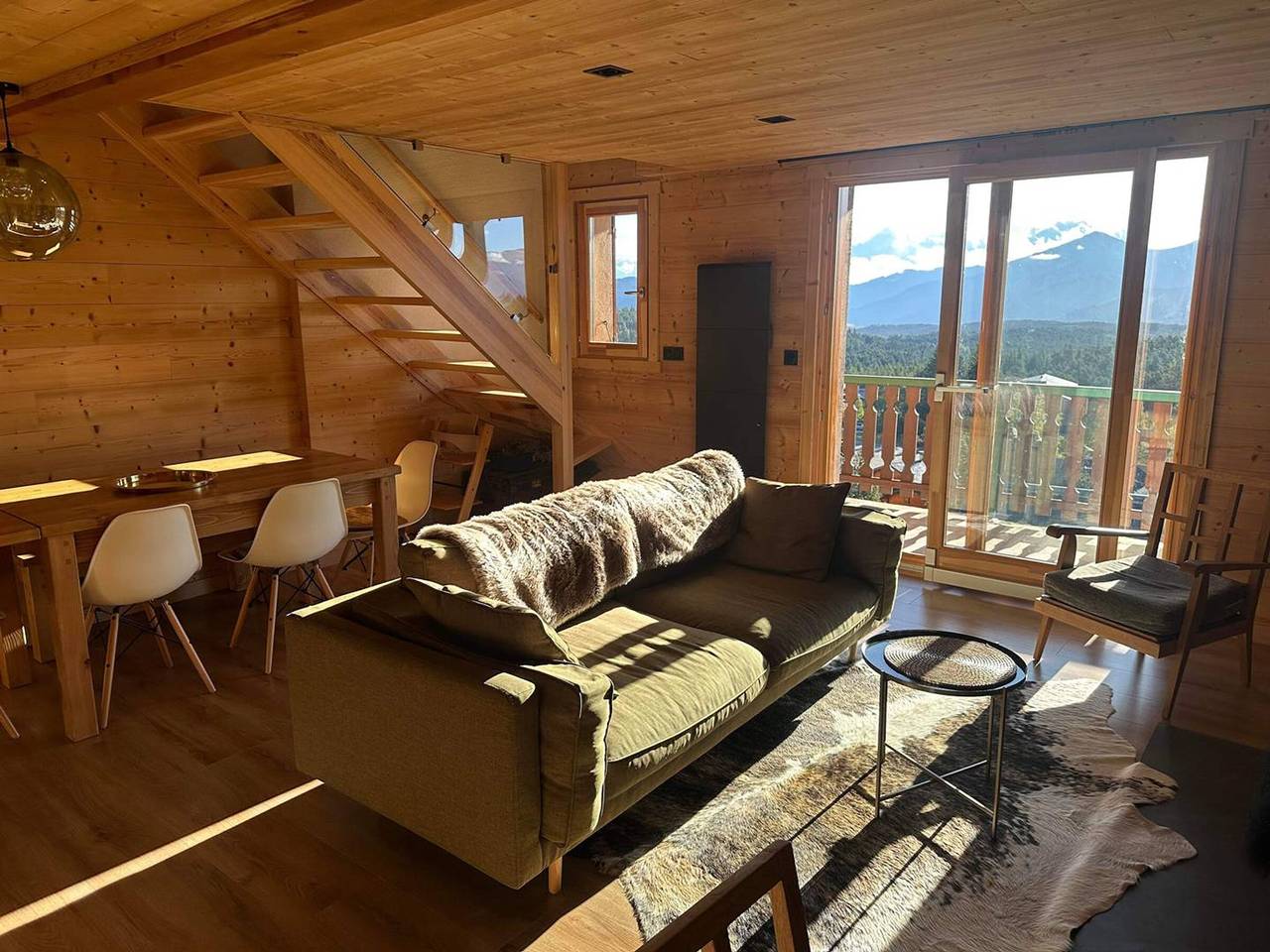 Entire apartment, Charming duplex apartment 3 bedrooms with parking, Bolquère in Bolquère, Parc naturel régional des Pyrénées catalanes
