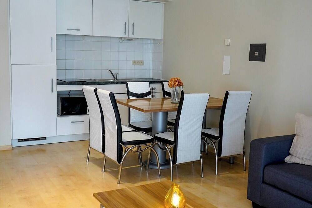 Ganze Wohnung, Garden Botanique\nin the heart of Brussels, short distance to Belgian amenities in Brüssel, Brüssel und Umgebung