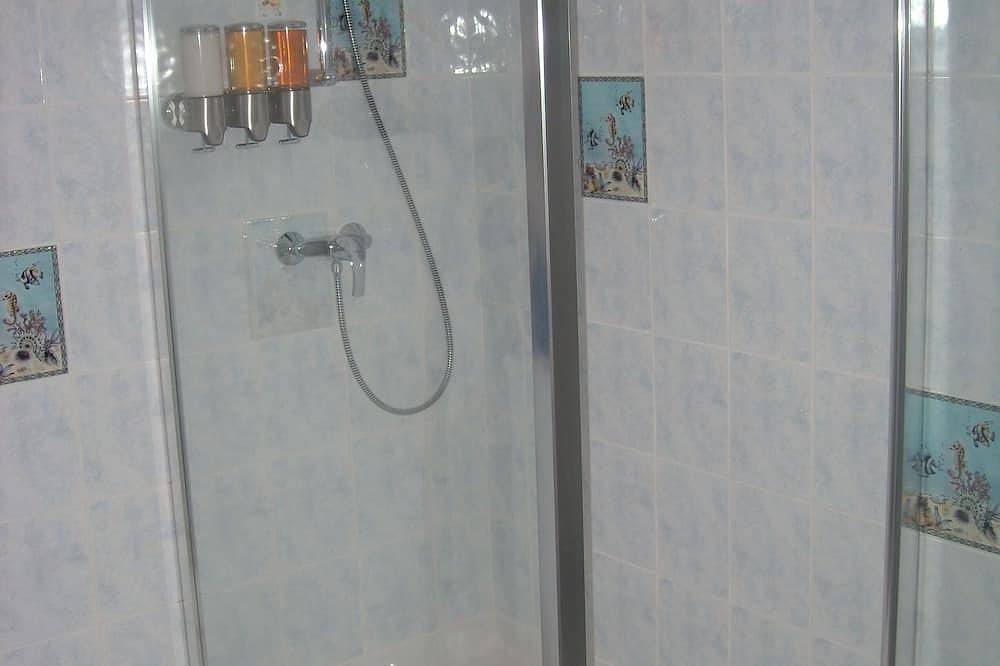 Gîte des croisettes, dans le parc régional du Morvan in Dun-les-Places, Parc naturel régional du Morvan