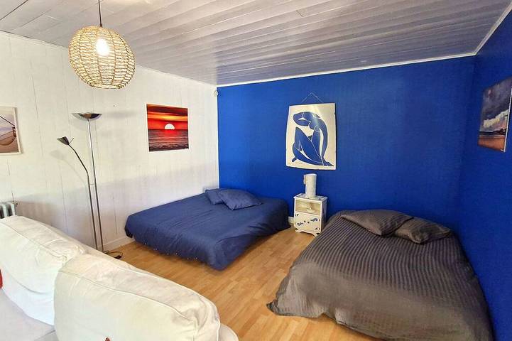 Gîte pour 5 personnes, avec jardin et terrasse, animaux acceptés à Grézac - 2