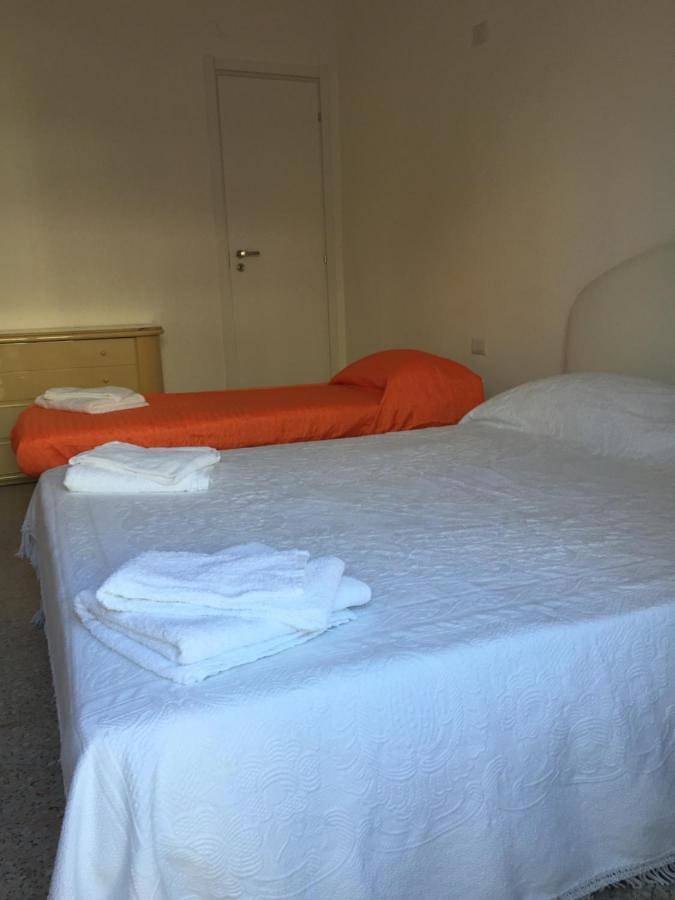 Castellaneta Short Term -Low cost in Castellaneta, Provincia di Taranto