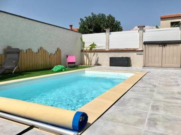 Gîte pour 6 personnes, avec piscine et jardin ainsi que jacuzzi et terrasse à Torreilles