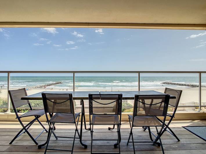 Gîte pour 10 personnes, avec terrasse à Mauguio