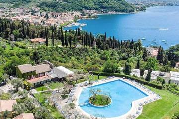 Ferienwohnung für 4 Personen, mit Garten und Pool in Garda