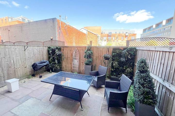 Ferienhaus für 5 Personen, mit Balkon und Garten - 1