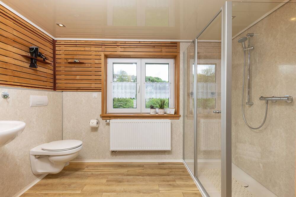 Sehr ruhiges Ferienhaus im Rothaargebirge für Entdecker in Hilchenbach, Kreis Siegen-Wittgenstein