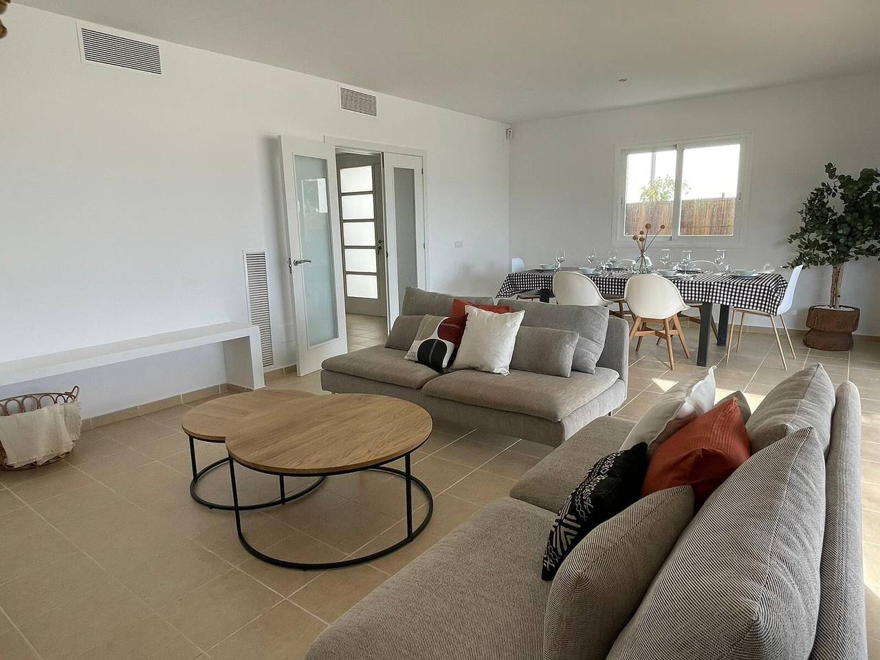 Beautiful Villa with Sea Views, Great Location and Air Conditioning in Biniancolla, Sant Lluís