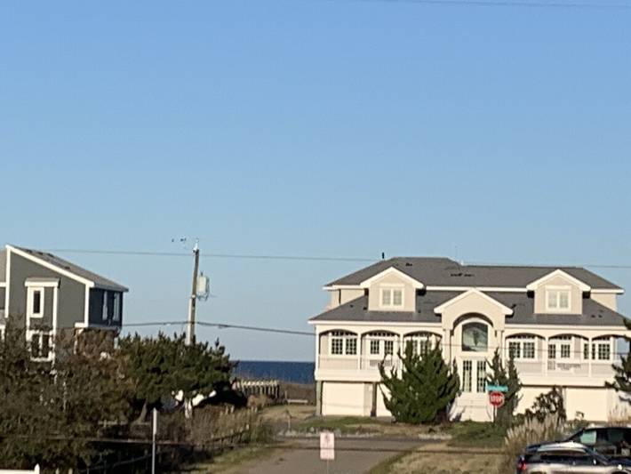 Vacation rental for 21 people, with hot tub and balcony in Virginia Beach