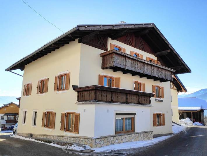 Ferienhaus für 24 Personen, mit Pool und Ausblick sowie Balkon im Eisacktal - 2