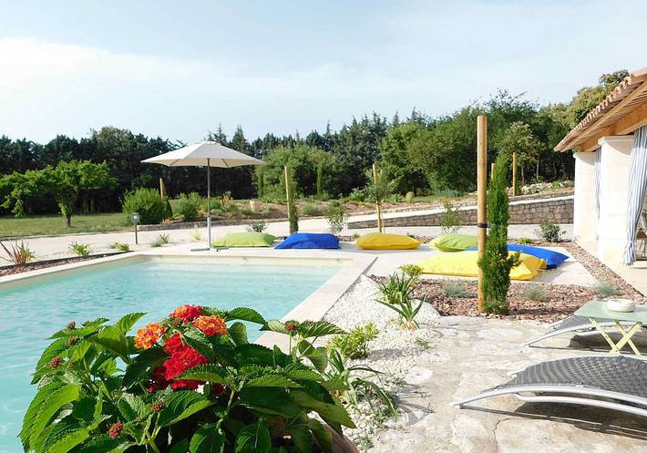 Maison de campagne pour 8 personnes, avec jardin et piscine à Orgnac-l'Aven - 2