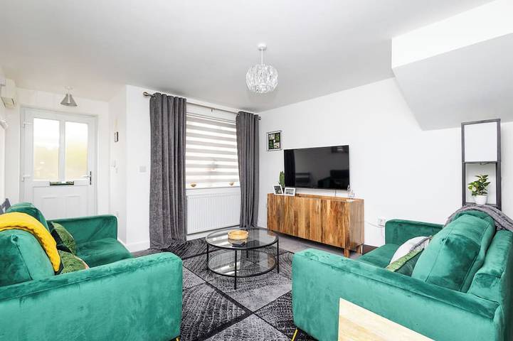 Apartment for 7 people, with garden in Wakefield