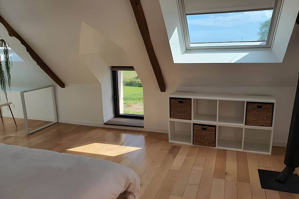 Casa de vacaciones 'Maison De Campagne Proche De La Mer' con piscina privada, terraza privada y Wi-Fi in Brandérion, Côte des Mégalithes