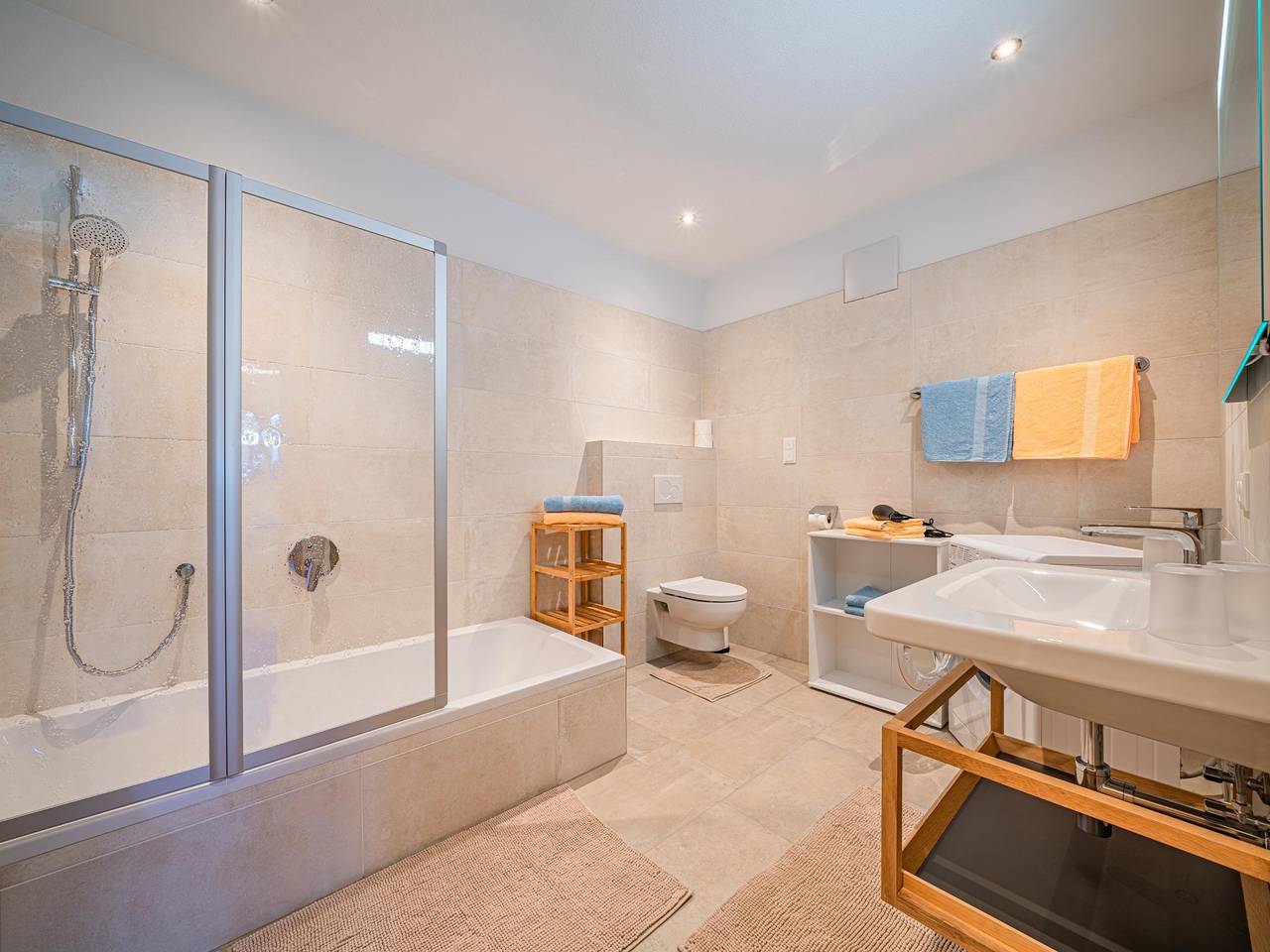 Ganze Wohnung, Modernes Appartement gegenüber dem Badesee Salvena in Hopfgarten im Brixental, Kaisergebirge
