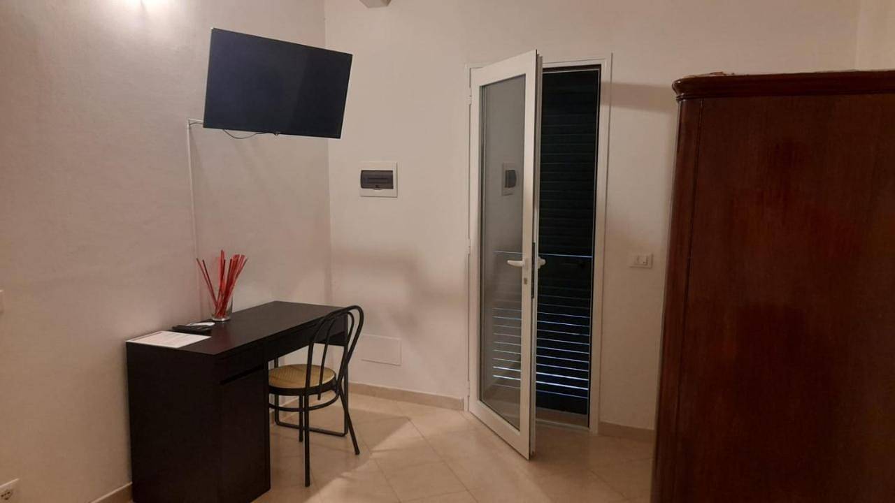 Villa Liberty Versilia in Lido di Camaiore, Camaiore