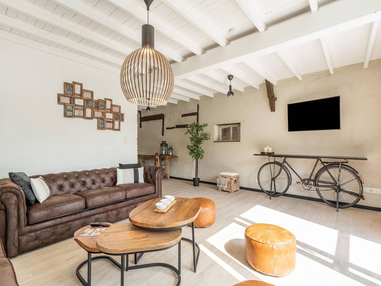 Geräumiges Familienferienhaus in Mont-de-l'Enclus, Hennegau