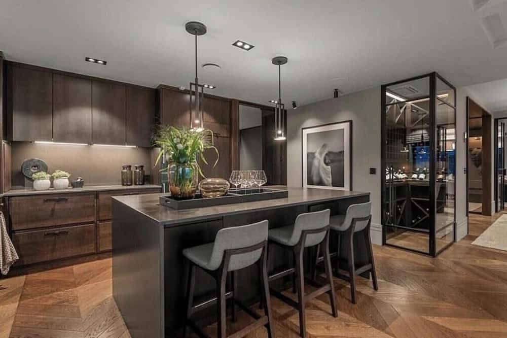 Ganze Wohnung, Exclusive fjord views from a modern penthouse apartment with a terrace and free parking in Trondheim