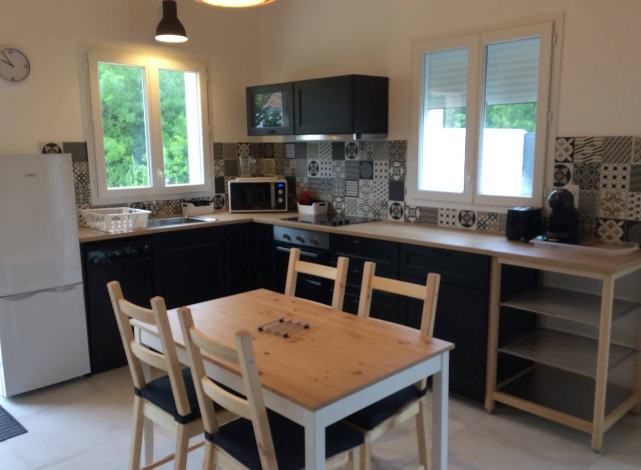 Boinot Lodge 4 pers. au calme Chateau d'Oleron in Le Château-d'Oléron, Côte de Beauté