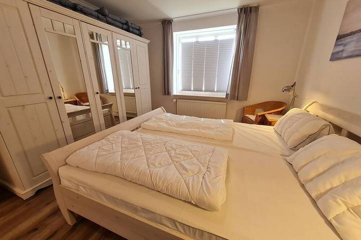 Ganze Wohnung, Ferienhaus Ellen, Eg Whg. - Haus Ellen, Eg Wohnung in Nordfriesische Inseln (Schleswig-Holstein) (Schleswig-Holstein), Utersum