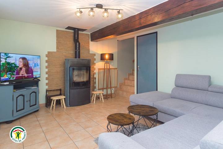 Gîte pour 6 personnes, avec Terrasse et Jardin