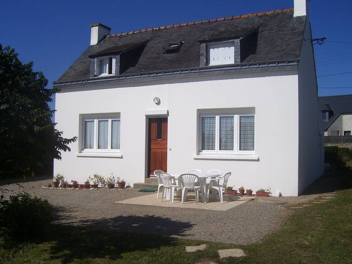 Gîte pour 5 personnes, avec terrasse et jardin - 1
