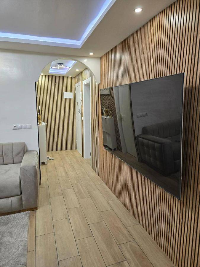 Apartamento para 4 personas, con Balcón además de Terraza y Vistas en Tarrasa