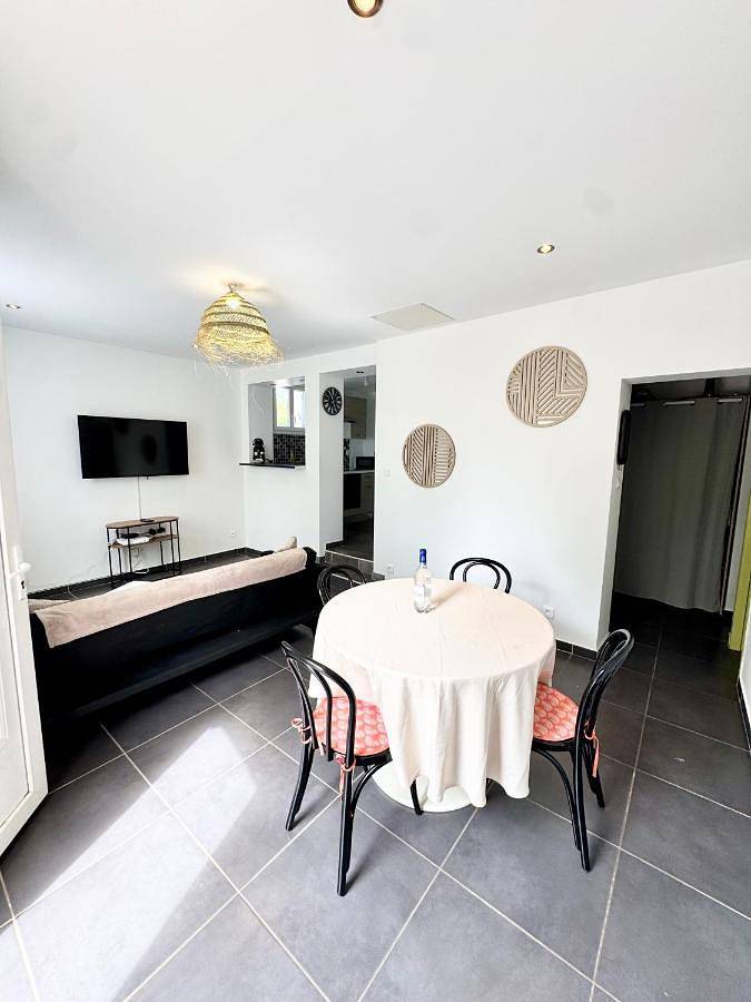 Gîte pour 4 personnes, avec terrasse et vue à Tonneins - 3