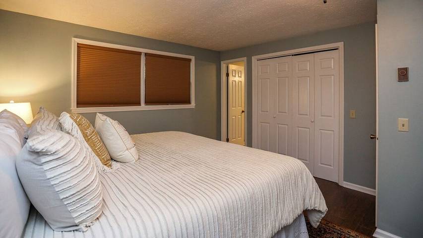 Vacation rental for 8 people, with hot tub and terrace in Canandaigua Lake