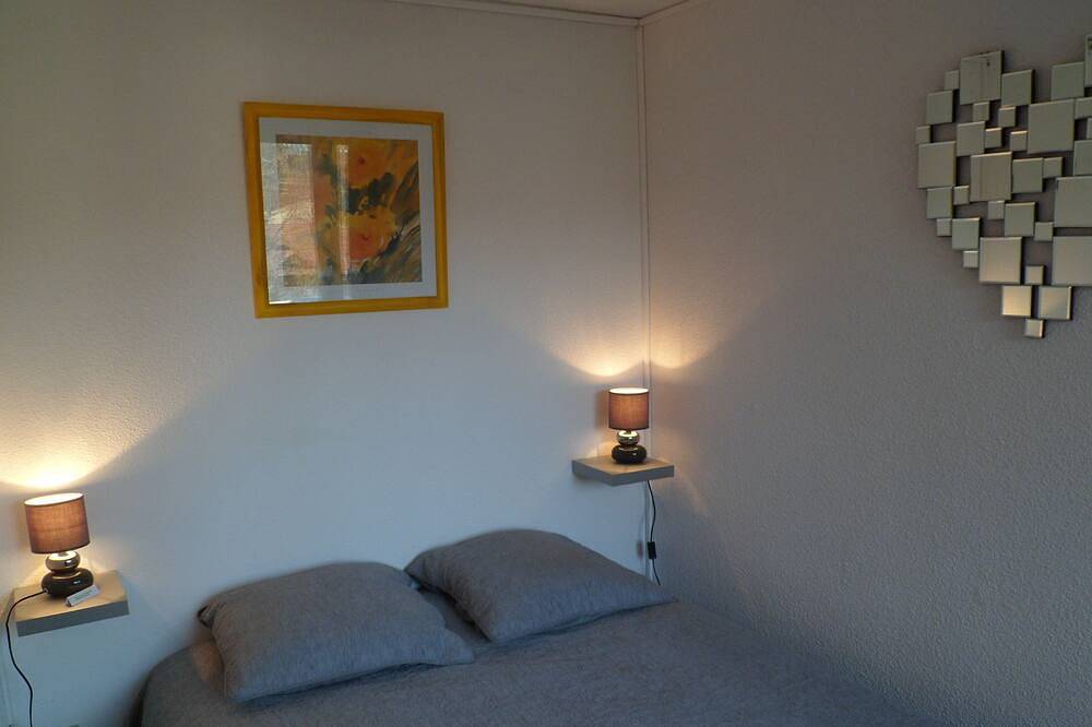 Appartement entier, Résidence calme avec garage fermé + parking, Proximité des commerces et services in Les Rousses, Parc naturel régional du Haut-Jura