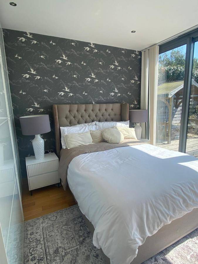 Vakantiewoning voor 2 personen, with tuin and uitzicht as well as terras in Guernsey