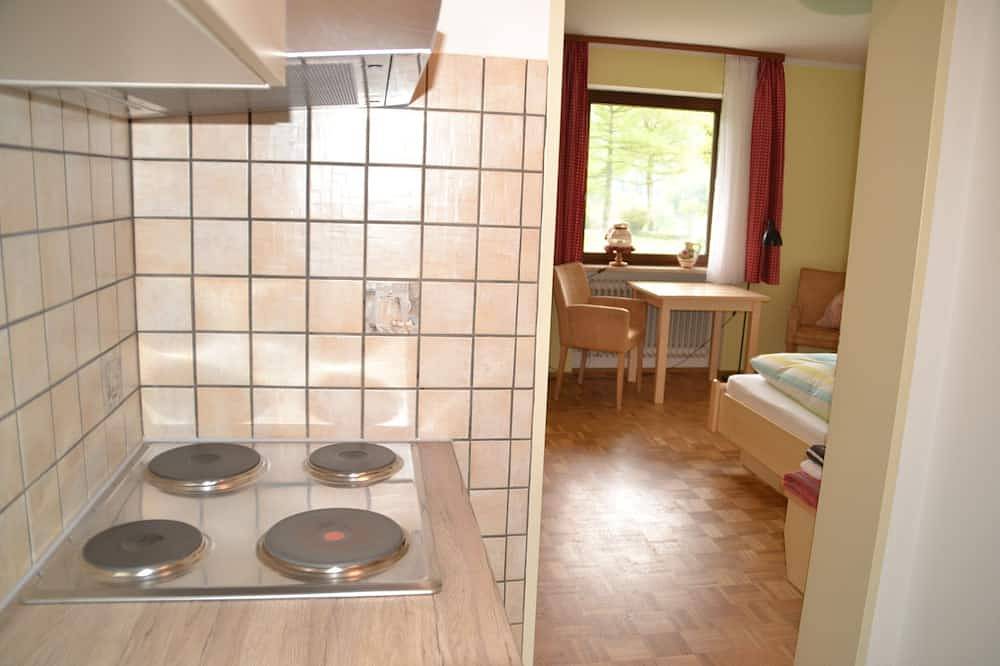 Ganze Wohnung, 1 Gemütliche Ferienwohnung für 2 Personen, 20qm, Balkon oder Terrasse in Bad Reichenhall, Berchtesgadener Alpen
